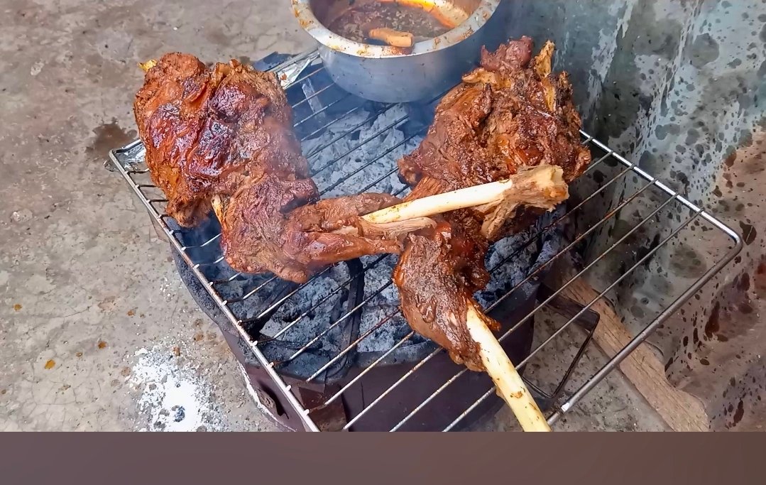 Charcoal grilled meat