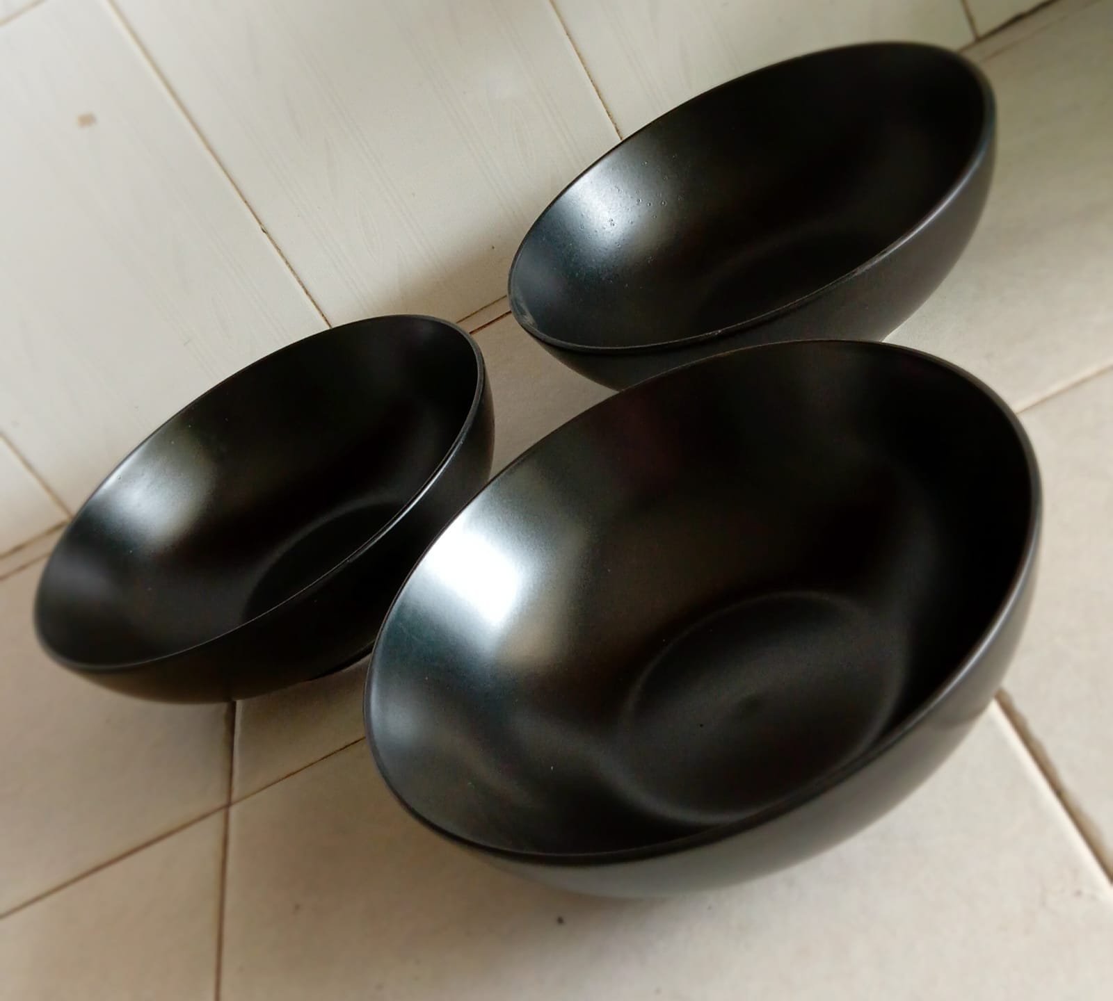 salad-bowls for salad